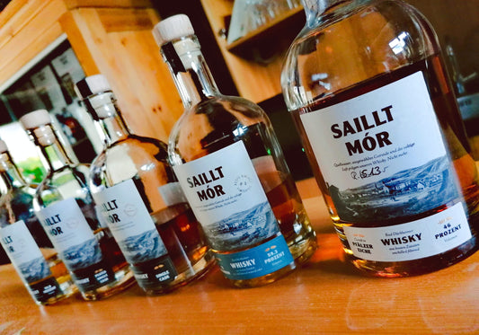 Besuch im Fasslager der Saillt Mór Whiskybrennerei in Bad Dürkheim