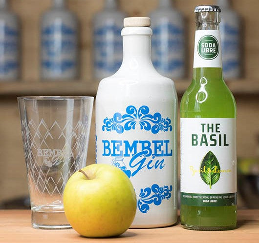 Hessische Bembel Gin Cocktails