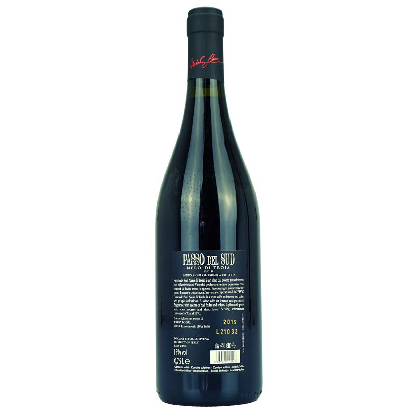 Passo del Sud Nero di Troia Benedict Larusso Edizione