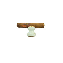 Laura Chavin Terre de Mythe Grand Robusto