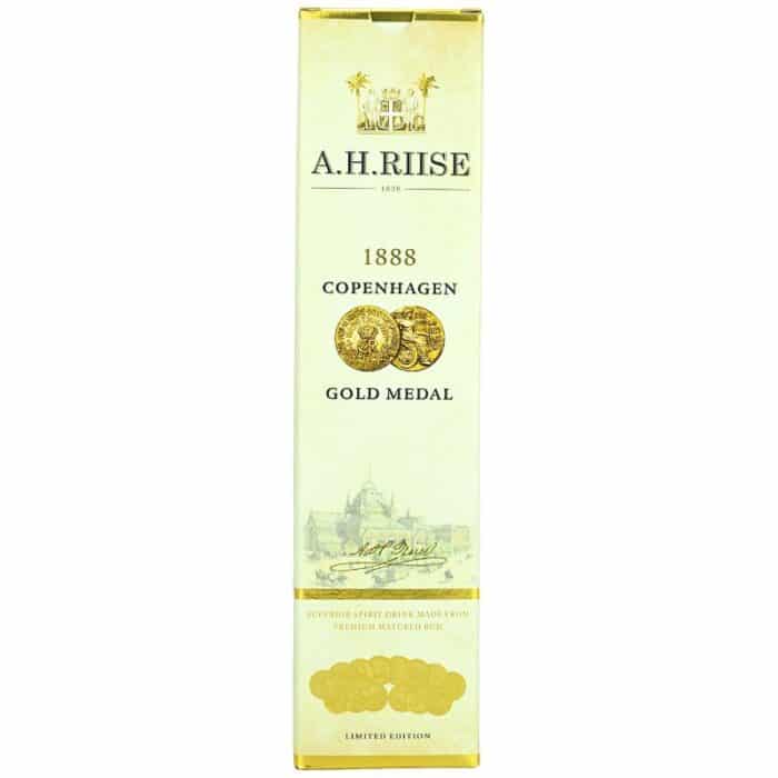 A.H. Riise Gold Medal Feingeist Onlineshop 0.70 Liter 3